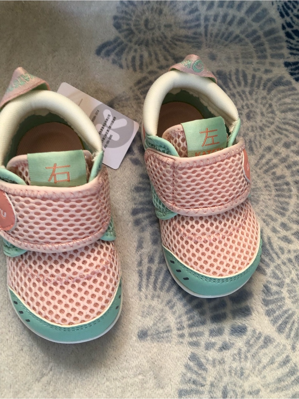 Toddler Breathable Mesh Sneakers with Hook-and-Loop - Pink & Mint